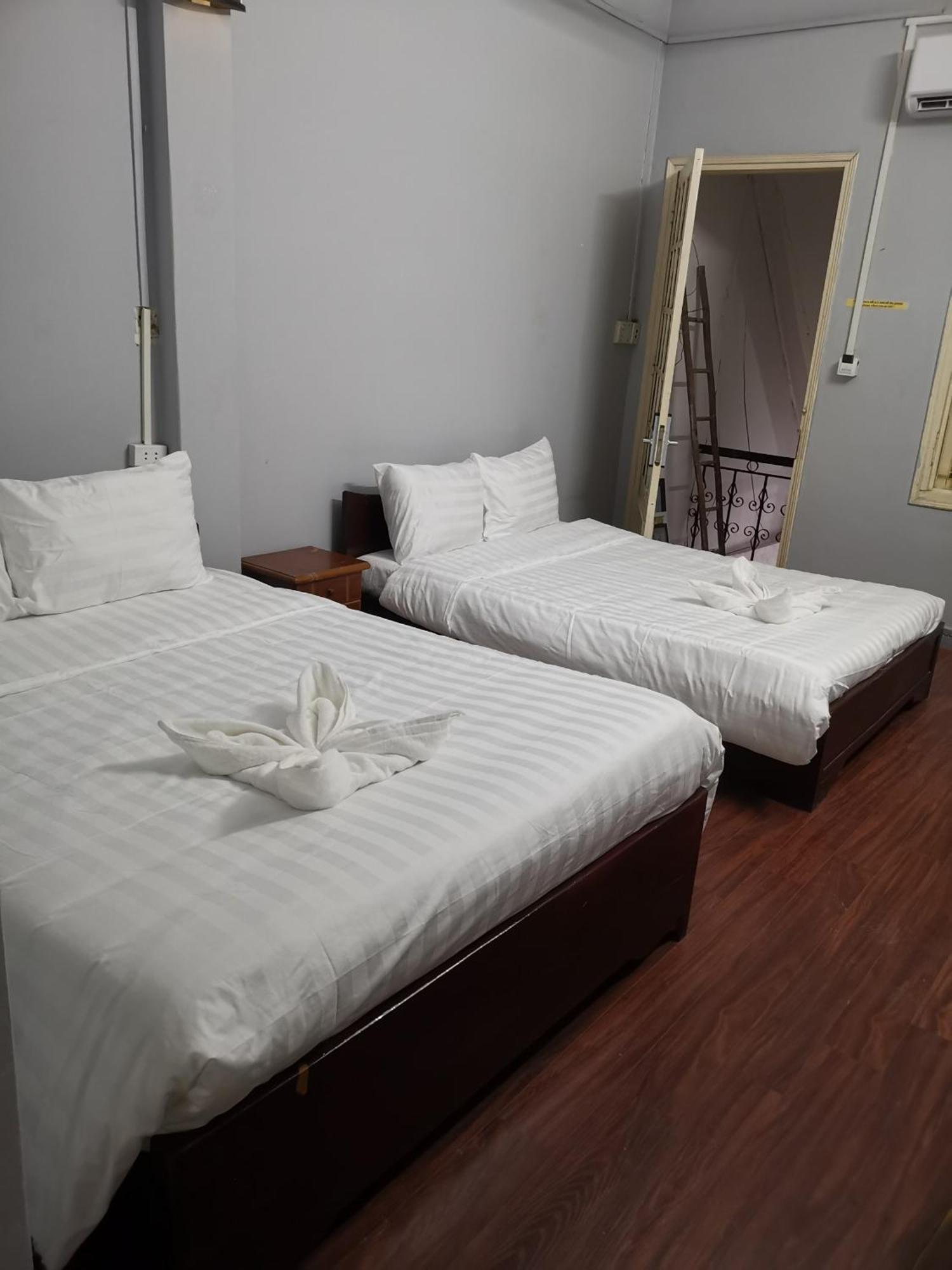 The La Renta Hotel & Spa Hanoi Exterior photo